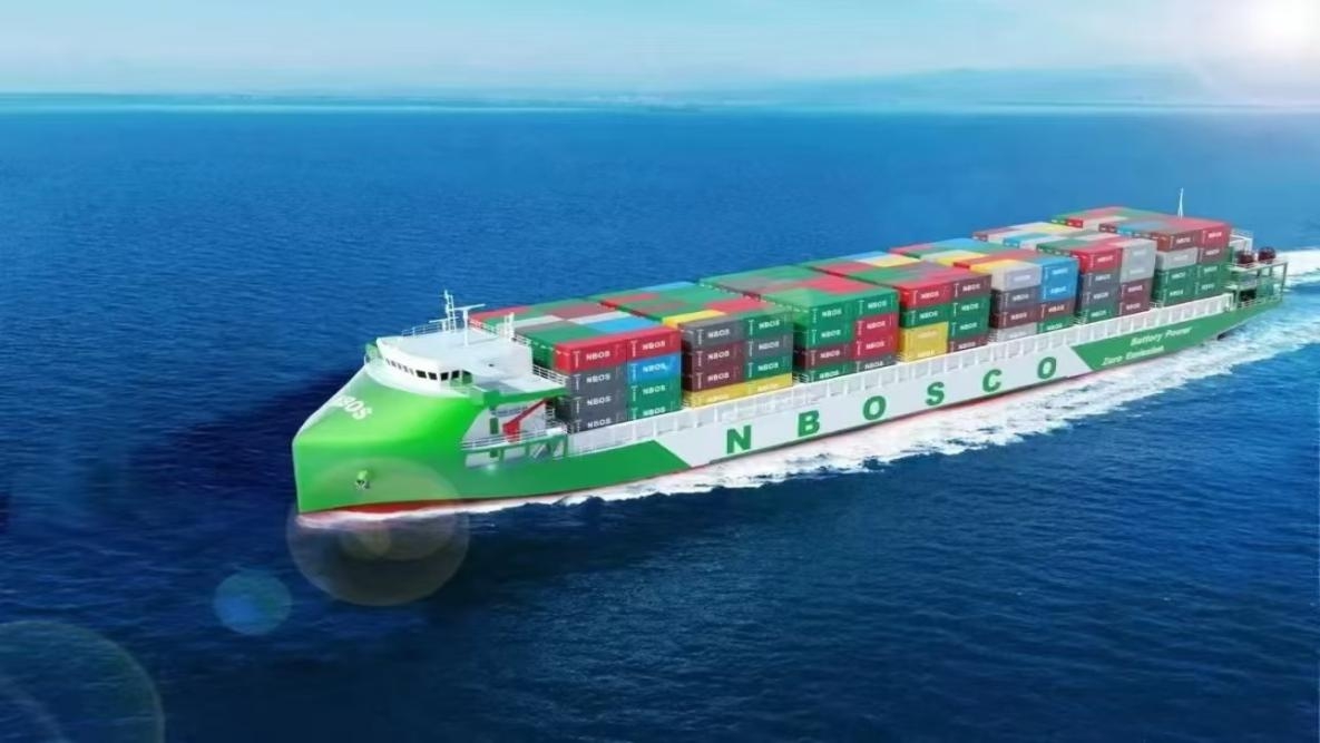 为宁波海运设计的中国最大的新能源集装箱船（740TEU）
