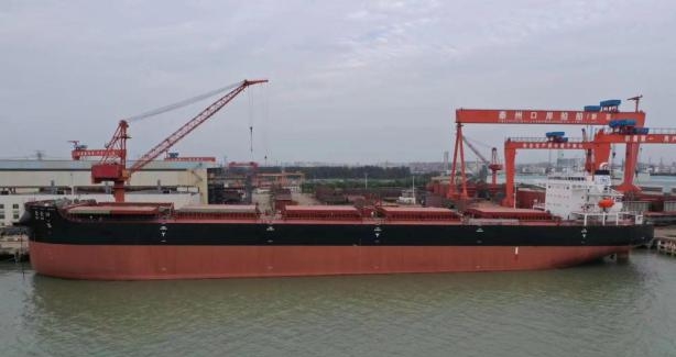 62500吨散货船